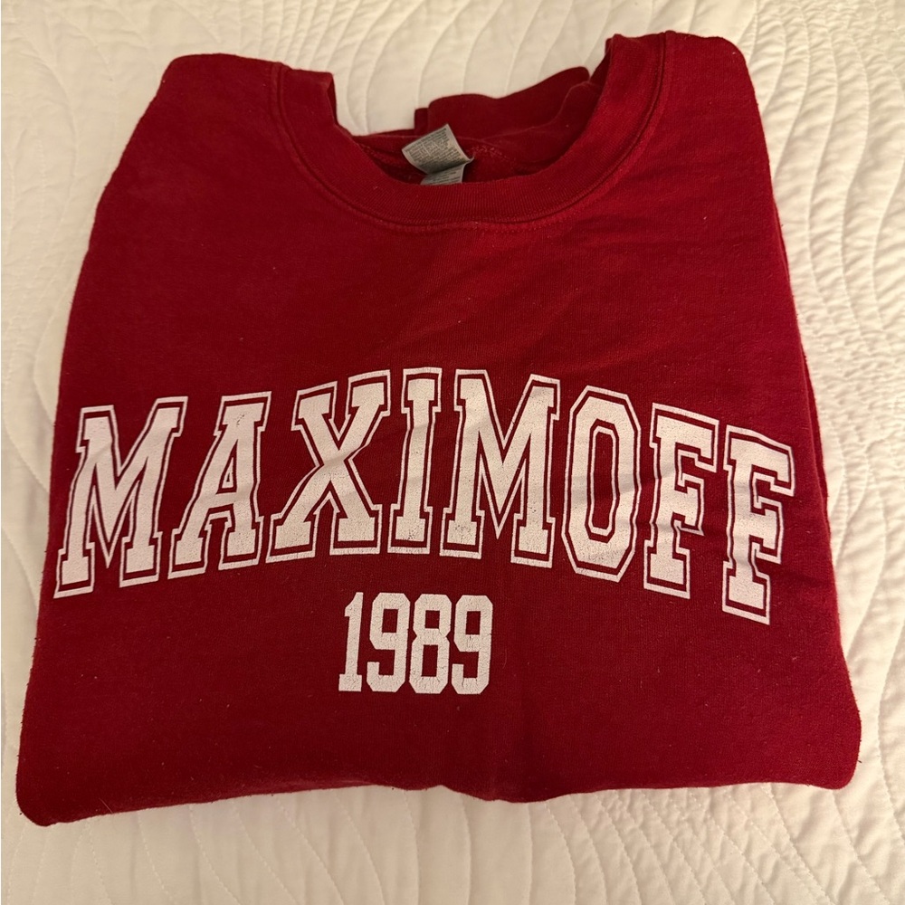 Gildan Red Heavy Blend Sweatshirt Marvel Wanda Maximoff